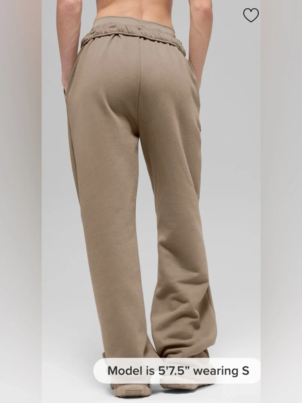 ALO Yoga NWT Accolade Straight Leg Sweatpants Gravel Size M